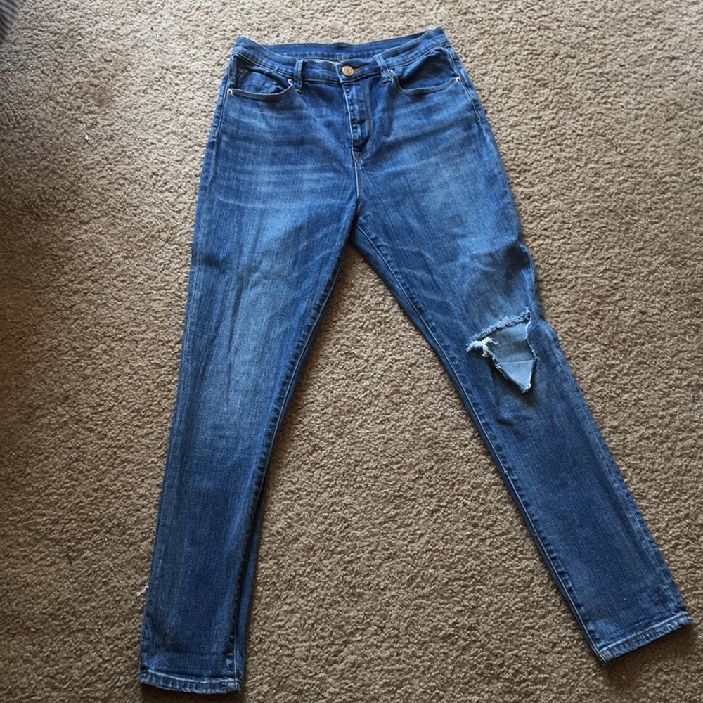 BDG UO high-waisted skinny ripped jeans